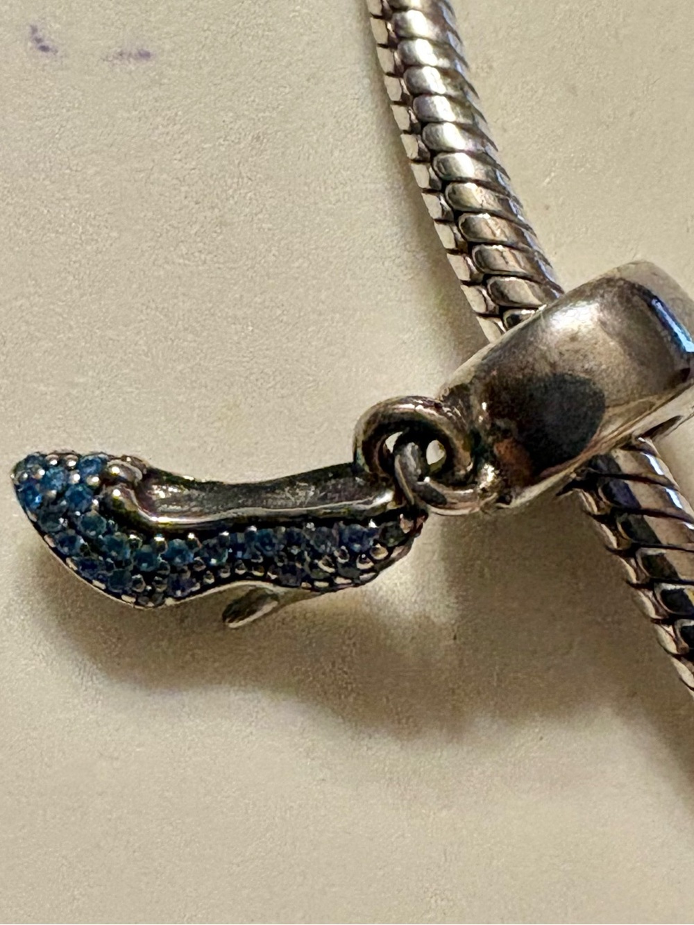 Pandora + Disney Cinderella mo Sterling Silver Blue Pavé High Heel Charm - Picture 4 of 5